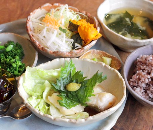 旬の野菜で丁寧に作られたランチ うまいもん巡り隊 ヘルシーランチ Cafe Dining 旬菜 カフェ 高松市 さんラボ