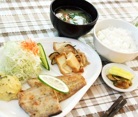 うまいもん巡り隊 コスパ最強ランチ さんラボ うまいもん巡り隊 コスパ最強ランチ さんラボ