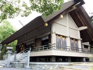 宇夫階神社の写真