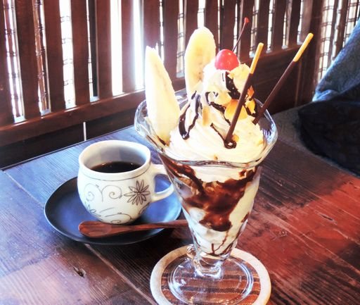 コーヒーにあう昭和のチョコパフェ うまいもん巡り隊 チョコレート 珈琲屋 松尾 喫茶店 坂出市 さんラボ
