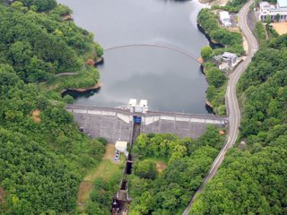 前山ダムの写真