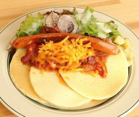 夜は食事系パンケーキでビールをぐいっと うまいもん巡り隊 よるカフェ Gram 高松丸亀町店 カフェ 高松市 さんラボ