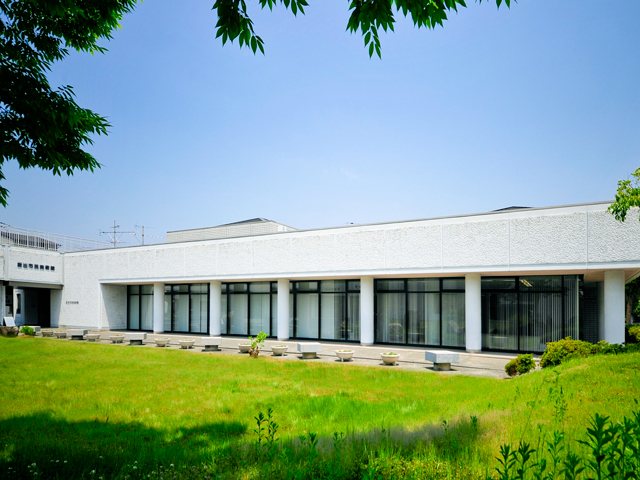 坂出市民美術館の写真